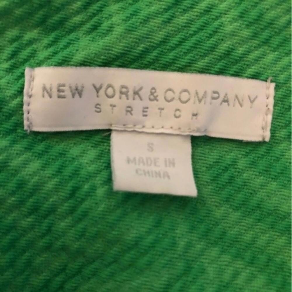 New York & Co Stretch Green Floral Print Sleeveless Chic Summer Dress - Size S - Picture 5 of 7